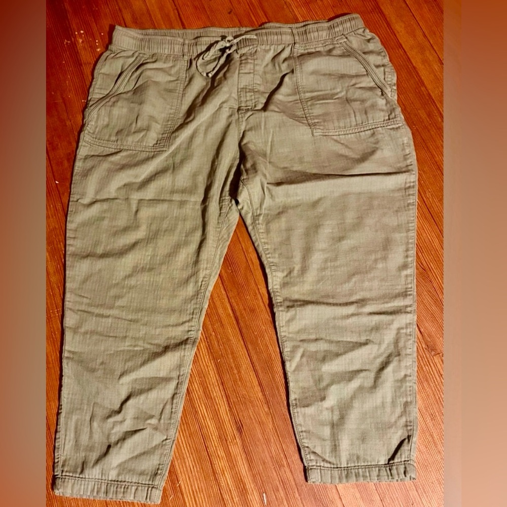 Old Navy Olive Straight Leg Pants